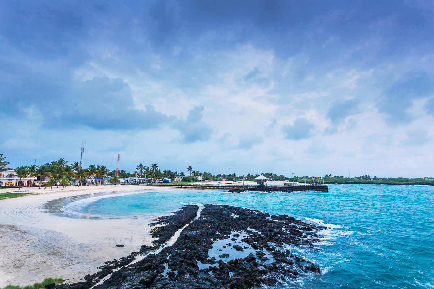 Galapagos - Los Tuneles, Puerto Vilamil