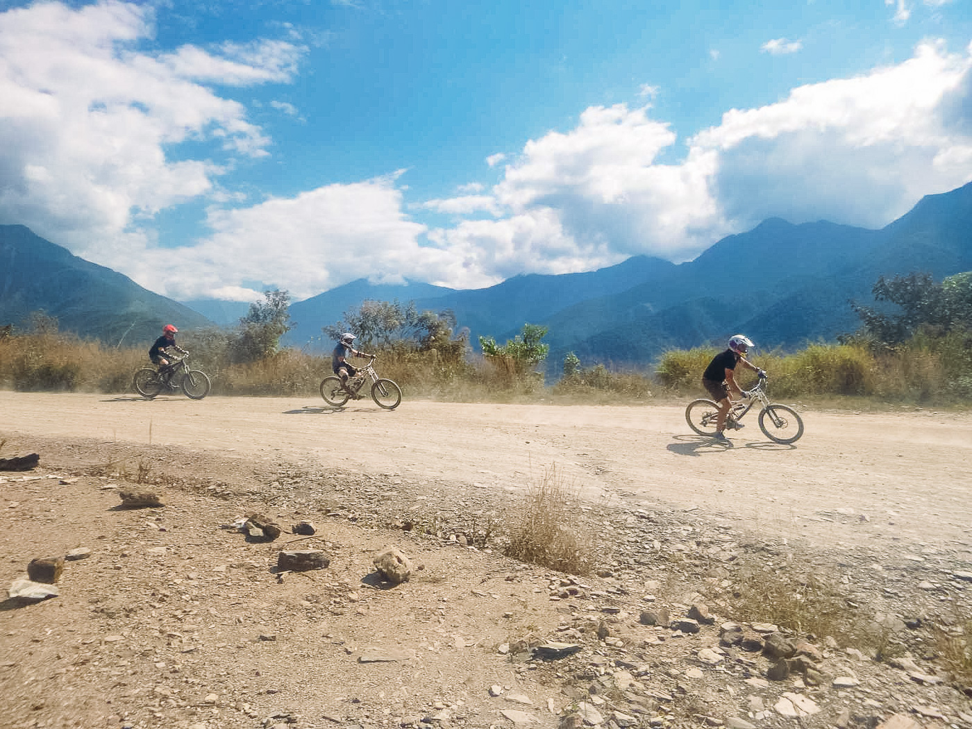 Death Road Biking Bolivia -34- July 2015