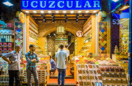 Food tour in the spice bazaar of Istanbul Turkey