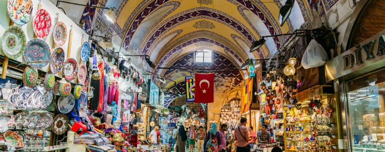 Exploring the thousands of stalls and vendors in the Grand Bazaar (Kapalıçarşı) in Istanbul Turkey